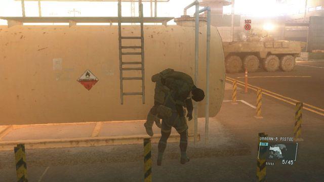 Destruir o veículo blindado - Intel Resgate operativo - Ops laterais e Ops Extra - Metal Gear Solid: V Zeroes terra - Guia de jogo e passo a passo