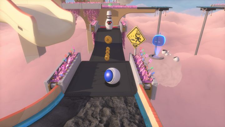 Set yourself in the middle of the ramp and slide down by hitting a large bowling ball - Astros Playroom: Fastlane Fields - guide, walkthrough description - Memory Meadow - Astros Playroom Guide