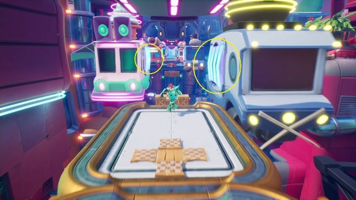 Time for the next buses - Crash 4: Food Run walkthrough - The Sn@xx Dimension, 3023 - Crash 4 Guide, Walkthrough