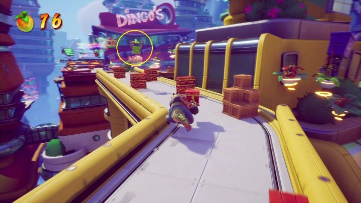 If you remember the robots from the last level, this is where they'll be even more disturbing - Crash 4: Rush Hour walkthrough - The Sn@xx Dimension, 3023 - Crash 4 Guide, Walkthrough
