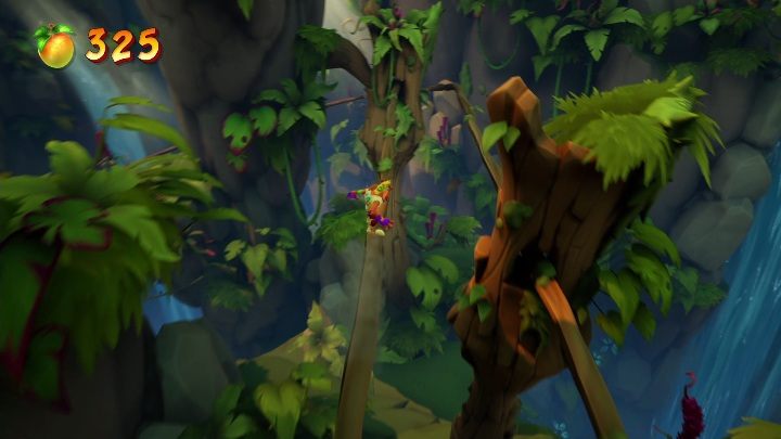 The last sequence is very simple, you just have to move between two branches so you don't lose your life - Crash 4: Blast to the Past walkthrough - Eggipus Dimension, 88 Milion B.C.B - Crash 4 Guide, Walkthrough