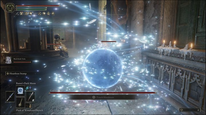 Then, after entering the arena, stand near the left side, at the last column - Elden Ring: Godskin Duo - boss, how to defeat? - Crumbling Farum Azula - Elden Ring Guide