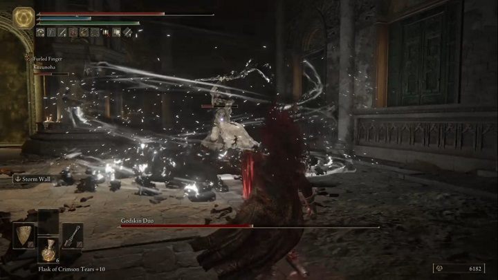 Keep in mind that the opponents' behavior will change when their individual health bars are halved - Elden Ring: Godskin Duo - boss, how to defeat? - Crumbling Farum Azula - Elden Ring Guide