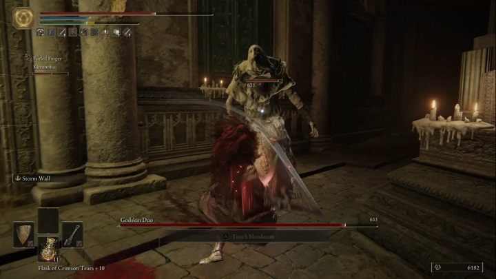 The key to victory is to keep an eye on the enemies, because even if you separate them, the other one will approach you quickly or attack with fireballs - Elden Ring: Godskin Duo - boss, how to defeat? - Crumbling Farum Azula - Elden Ring Guide