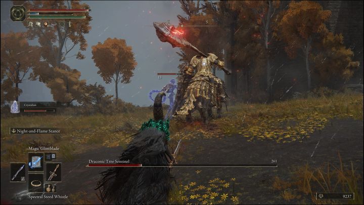 The biggest problem, however, may be red lightning, which he will spam constantly - Elden Ring: Draconic Tree Sentinel - boss, how to defeat? - Altus Plateau - Elden Ring Guide