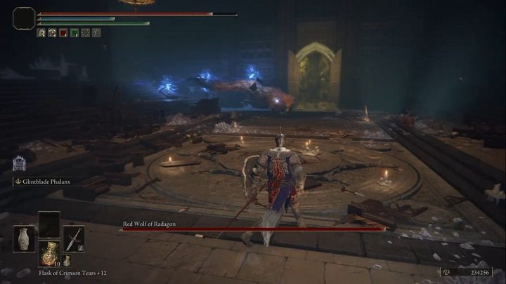 If possible, stay behind the boss's back - this way, the magic sword's attacks will be easier to avoid - Elden Ring: Red Wolf of Radagon - boss, how to beat? - Liurnia of the Lakes - Elden Ring Guide