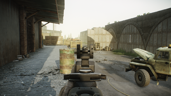 Aiming down a sight will help you hit the enemy. - Using weapons in Escape from Tarkov - Basics - Escape from Tarkov Guide