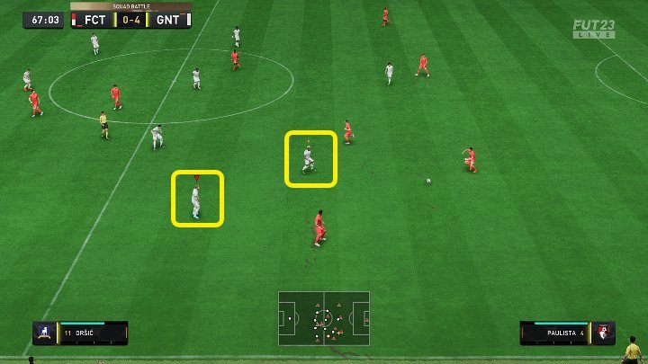 Wenn Sie defensiv oder in der gegnerischen Hälfte spielen, können Sie Pressing mit einem einzelnen Spieler (R1 / RB) oder zwei davon (2xR1 / RB) anwenden – FIFA 23: Verteidigungsspiele – grundlegende und fortgeschrittene Techniken – Grundlagen – FIFA 23-Leitfaden