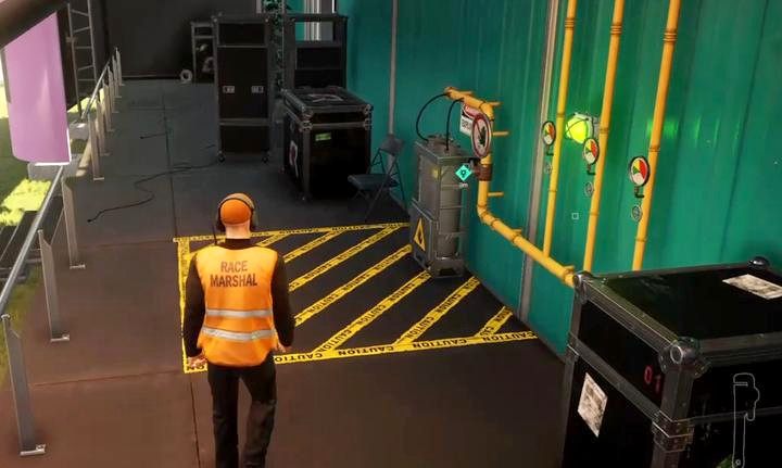 Before you can turn the valves, open the main safety valve with a wrench. - Assassination of Sierra Knox | The Finish Line Mission in Hitman 2 - The Finish Line (Miami) - Hitman 2 Guide