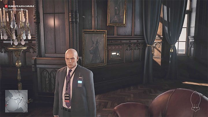 This will reveal a safe hidden behind a picture of a dog - Hitman 3: The puzzle with the hidden safe - Dartmoor, walkthrough - Death in the Family - Dartmoor - Hitman 3 Guide