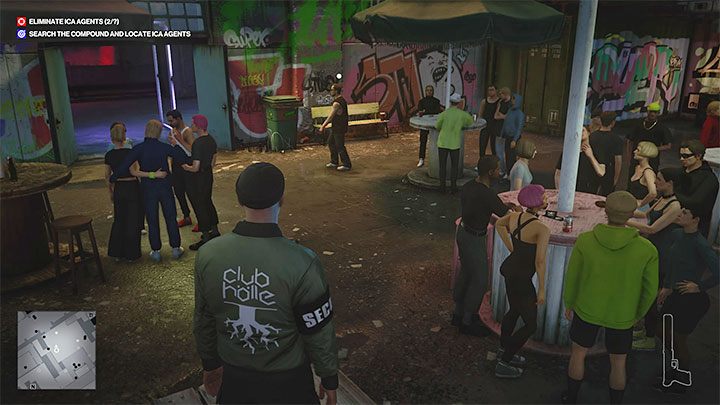 If you can make it to the Chill Out bar located to the east of the clubhouse (point 20 on the map), you can get inside the Holle clubhouse without any obstacles, as both areas are accessible to guests - Hitman 3: Holle Club - how to get inside? - Apex Predator - Berlin - Hitman 3 Guide