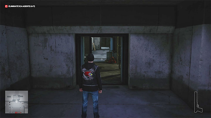 The second way to get from the biker building to the clubhouse (bypassing the alley at the back of the clubhouse) is to use the tunnel on level -1 (point 38 on the map) - Hitman 3: Holle Club - how to get inside? - Apex Predator - Berlin - Hitman 3 Guide