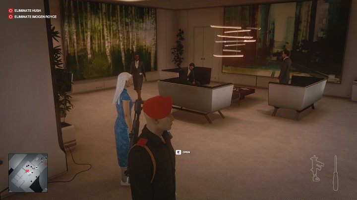 After a while Imogen Royce will come to send her staff back to their posts - Hitman 3: Imogen Royce - how to kill her? Chongqing, China, walkthrough guide - End Of An Era - Chongqing - Hitman 3 Guide