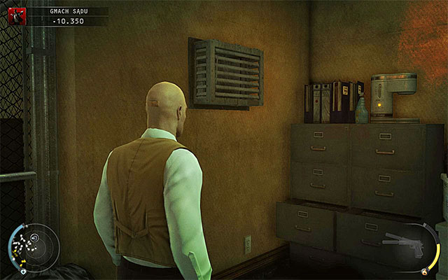 In the evidence room you may encounter at least two court security guards, so you have to be very careful - Courthouse - Getting to the holding cells in a traditional way - 15: Skurkys Law - Hitman: Absolution - Game Guide and Walkthrough