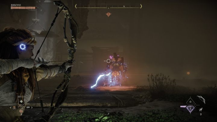 Focus on the machine's weak points and as soon as you notice blue lightning around it, immediately dodge or hide behind crates - Horizon Forbidden West: Shadow in the West - walkthrough - Side quests - Horizon Forbidden West Guide