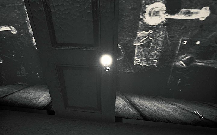 Gehen Sie danach zum leuchtenden Griff und öffnen Sie die Tür, um durch die Leinwand zu gelangen – Das zweite Projektor-Rätsel |  Layers of Fear 2-Rätsellösungen – Akt 2 – Die Jagd – Layers of Fear 2-Leitfaden