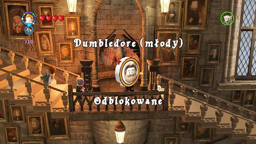 Am Eingang zu Dumbledores Büro stehen zwei Statuen – Harry Potter Jahre 5–7: Spielsteine ​​– Hogwarts, Teil 5 – Spielsteine ​​– LEGO Harry Potter Jahre 5–7 Leitfaden
