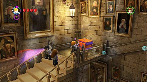 Auf der nächsten Ebene finden Sie die Truhe der Weasleys – wechseln Sie zu Ron und öffnen Sie sie – Harry Potter Jahre 5–7: Lektion 3 Draft of Living Death – Jahr 6 – LEGO Harry Potter Jahre 5–7 Leitfaden