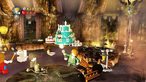 Wechseln Sie zu Ron, nähern Sie sich einer leuchtenden Lampe und sammeln Sie etwas Licht – Harry Potter Jahre 5–7: Die sieben Harrys – Jahr 7 – LEGO Harry Potter Jahre 5–7 Leitfaden