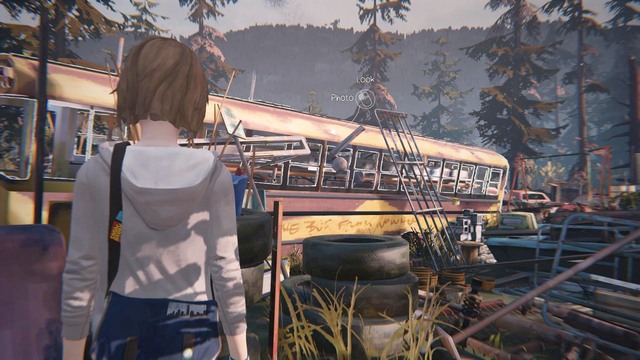 This photo can be taken during your adventure on the garbage dump - Photos | Episode 2: Out of Time - Choices and decisions - Life is Strange Game Guide & Walkthrough