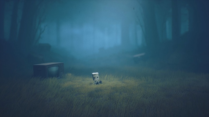 You start your adventure with Little Nightmares 2 in a forest, right next to a TV - Little Nightmares 2: Road through the Forest - Chapter 1 walkthrough - Chapter 1 - Forest - Little Nightmares 2 Guide