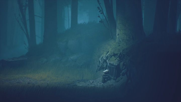 As you walk along you will see that the path is blocked - Little Nightmares 2: Road through the forest - walkthrough - Chapter 1 - Forest - Little Nightmares 2 Guide