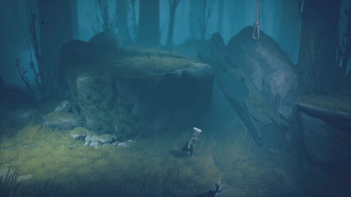 To get further, you need to get to the hanging loop - Little Nightmares 2: Road through the forest - walkthrough - Chapter 1 - Forest - Little Nightmares 2 Guide