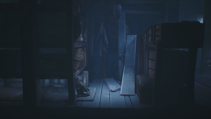 Use the board located right next to the dresser and slide down safely - Little Nightmares 2: A Cottage in the Forest - walkthrough - Chapter 1 - Forest - Little Nightmares 2 Guide