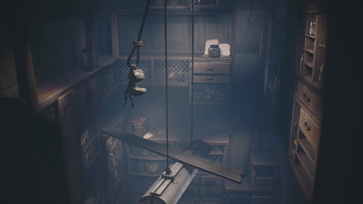 Your next move should be to jump on the noose and swing around to get to the ledge next to you - Little Nightmares 2: the Kitchen - guide, walkthrough description - Chapter 2 - Orphanage - Little Nightmares 2 Guide