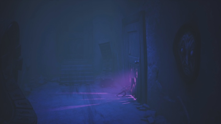 Ein violettes Licht kommt hinter der Tür hervor – Little Nightmares 2: Sechs – Komplettlösung für Kapitel 5 – Kapitel 5 – Der Signalturm – Leitfaden für Little Nightmares 2