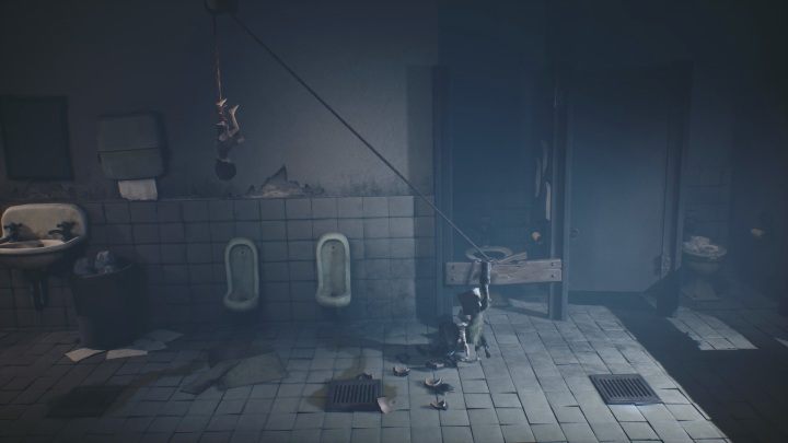 After eliminating the boys, destroy the board to which a rope is tied - Little Nightmares 2: Escape from School - guide, walkthrough - Chapter 2 - Orphanage - Little Nightmares 2 Guide
