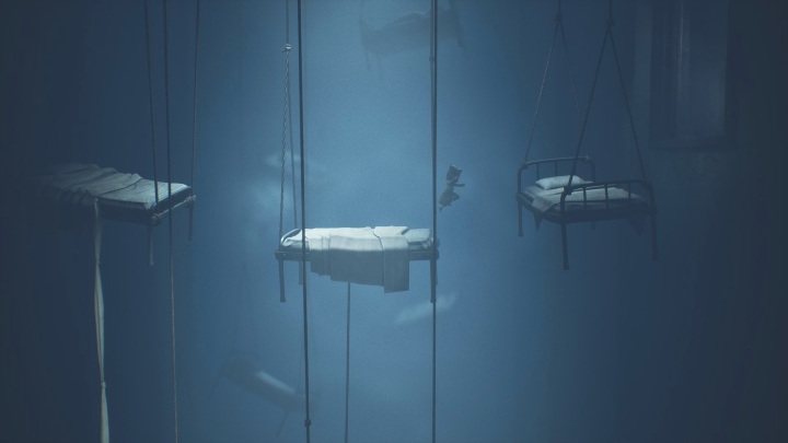 Take your momentum and jump over the next beds - Little Nightmares 2: The First Floor - walkthrough - Chapter 3 - Hospital - Little Nightmares 2 Guide