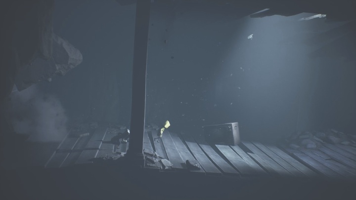 Unfortunately, a moment of horror awaits you - Little Nightmares 2: Crossing the city - a guide, walkthrough - Chapter 4 - Getting to the Tower - Little Nightmares 2 Guide