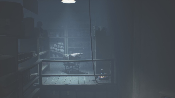 To move on you must push the cart down to the bottom section - Little Nightmares 2: Shop and Escape - walkthrough description - Chapter 4 - Getting to the Tower - Little Nightmares 2 Guide
