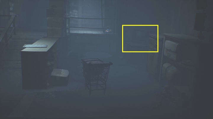 After turning off the power, turn right and turn on the TV - Little Nightmares 2: Shop and Escape - walkthrough description - Chapter 4 - Getting to the Tower - Little Nightmares 2 Guide