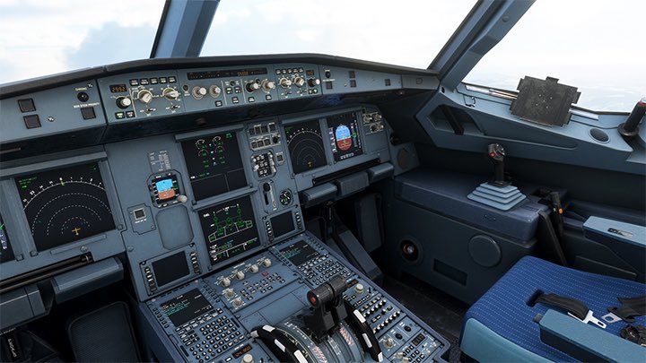 Microsoft Flight Simulator: Cockpit of a passenger aircraft ...