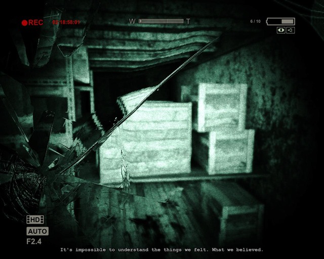 Go under the desk - Return to the Administration Block - Walthrough - Outlast - Game Guide and Walkthrough