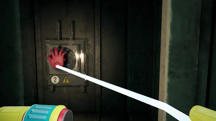 When you reach the second socket, just use your other hand and hit the switch - Poppy Playtime: Conveyor - walkthrough - Chapter 1 - Poppy Playtime Guide, Walkthrough