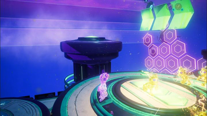 By pressing the pressure plate, the projections will lower the side platform shown in the picture - Ratchet & Clank Rift Apart: Protecting Morts and freeing Seekerpede - walkthrough - Return to Sargasso - Ratchet & Clank Rift Apart Guide