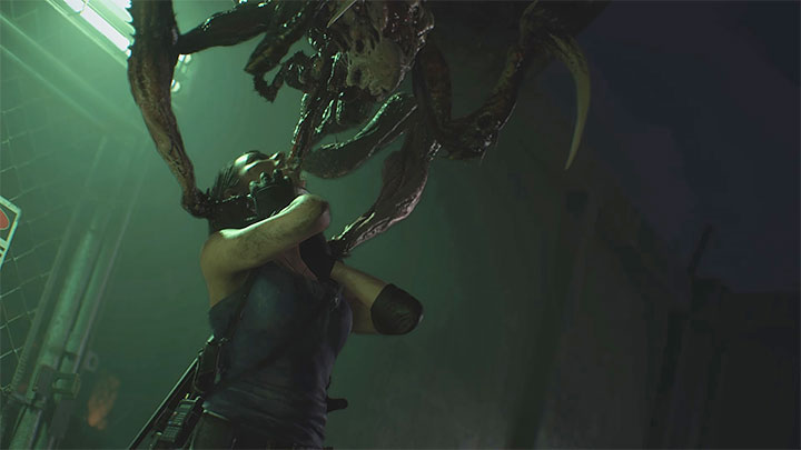 Kurz nachdem sie das Tor geöffnet hat, wird Jill in einem Überraschungsangriff von der ersten Spinne angegriffen, was leider nicht verhindert werden kann – Resident Evil 3: Rätsel zur Wiederherstellung der Stromversorgung von Umspannwerken – Rätsellösungen – Leitfaden zu Resident Evil 3