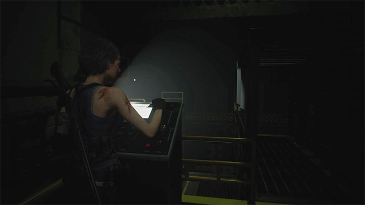 Вам нужно добраться до панели управления лифтом, показанной на картинке - Складская головоломка - Решения головоломки - Руководство Resident Evil 3