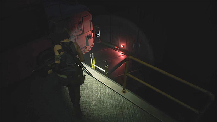 Бегите по поднятому лифту и доберитесь до лестницы, показанной на картинке - Складская головоломка - Решения головоломки - Resident Evil 3 Guide
