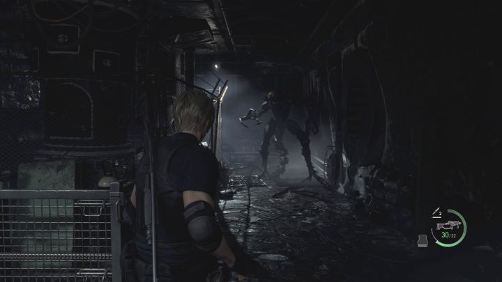 Der Boss wird plötzlich auf dem Weg zum Aufzug erscheinen und von diesem Moment an wird er mit der Jagd auf Leon beginnen – Resident Evil 4 Remake: Wie kann man Boss Verdugo besiegen oder ihm aus dem Weg gehen?  - Bosse – Resident Evil 4 Remake Guide