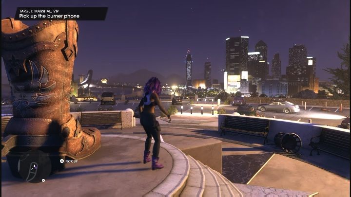 When you reach the location marked on the map, you will see a stationary phone on a statue of a shoe, in the middle of the scenic parking lot - Saints Row 2022: Marshall Vip - how to complete contract? - Wanted - Saints Row Guide, Walkthrough