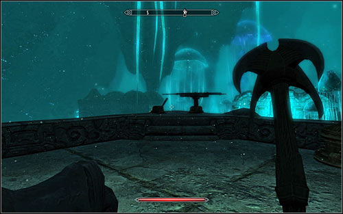 It would be good to begin exploring Blackreach by approaching the large ballista south-west of the starting point (screen above) - Obtaining the Elder Scroll | Elder Knowledge - Elder Knowledge - The Elder Scrolls V: Skyrim Game Guide