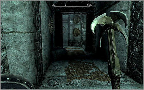 If you want, you can sacrifice some time to jump between the moving machine elements - Obtaining the Elder Scroll | Elder Knowledge - Elder Knowledge - The Elder Scrolls V: Skyrim Game Guide