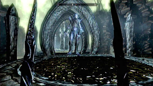 In the corridor you will come across two Seekers - you should already know how to fight them - Learn the hidden knowledge of