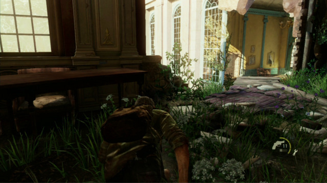 This way, you will reach a shelf that will make it possible for you to get lower - The Capitol Building (text & maps) | The Outskirts | The Last of Us Walkthrough - The Outskirts - The Last of Us Guide