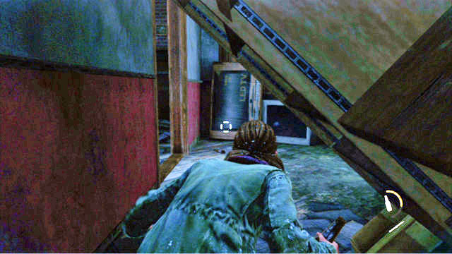 Therefore, turn to the left again and squeeze through the narrow passage, and go to the bathroom - Cabin Resort | Lakeside Resort | The Last of Us Walkthrough - Lakeside Resort - The Last of Us Guide