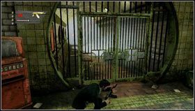 Nach dem Kampf verlassen wir die Station über die Treppe [1] um zu den nächsten Gegnern zu gelangen – Uncharted 3: Kapitel 5 – Komplettlösung für die Londoner U-Bahn – Komplettlösung – Uncharted 3 Drakes Deception Guide